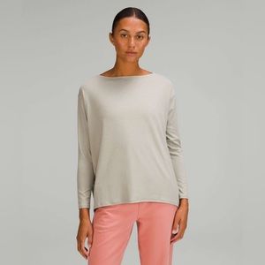 Lululemon back in action longsleeve nulu